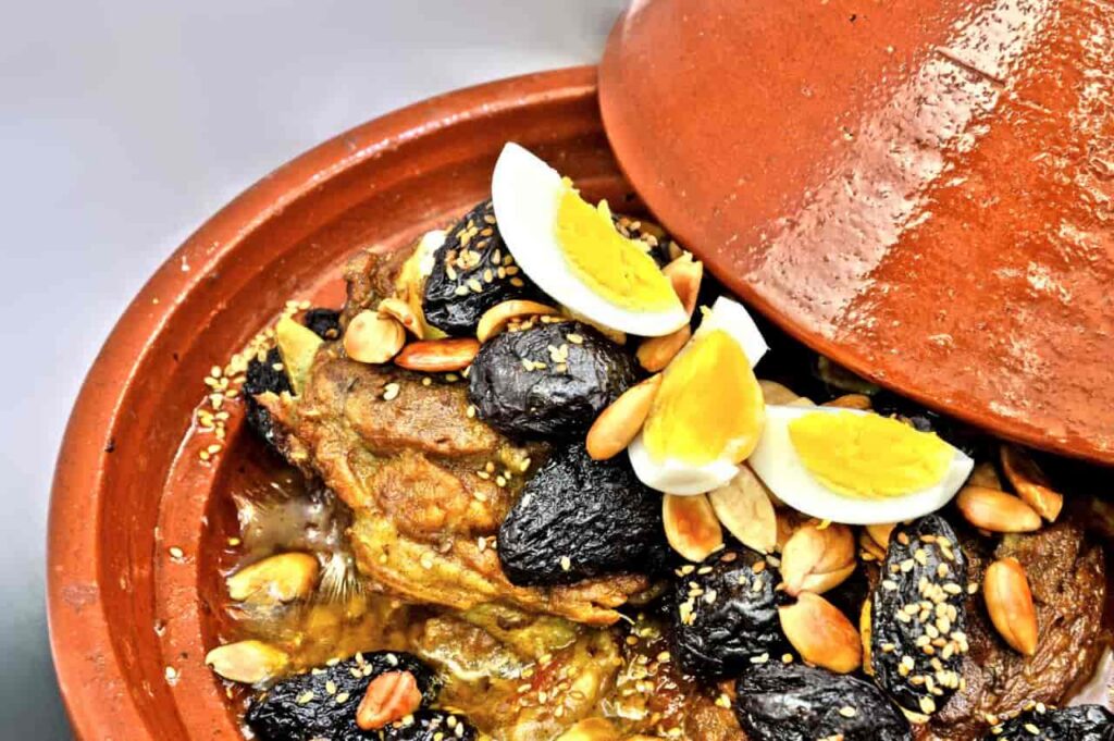 Cuisine marocaine à Marrakech: les spécialités incontournables à découvrir